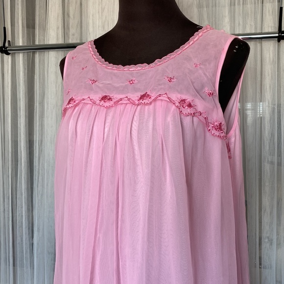 Vintage nighty - Picture 2 of 14